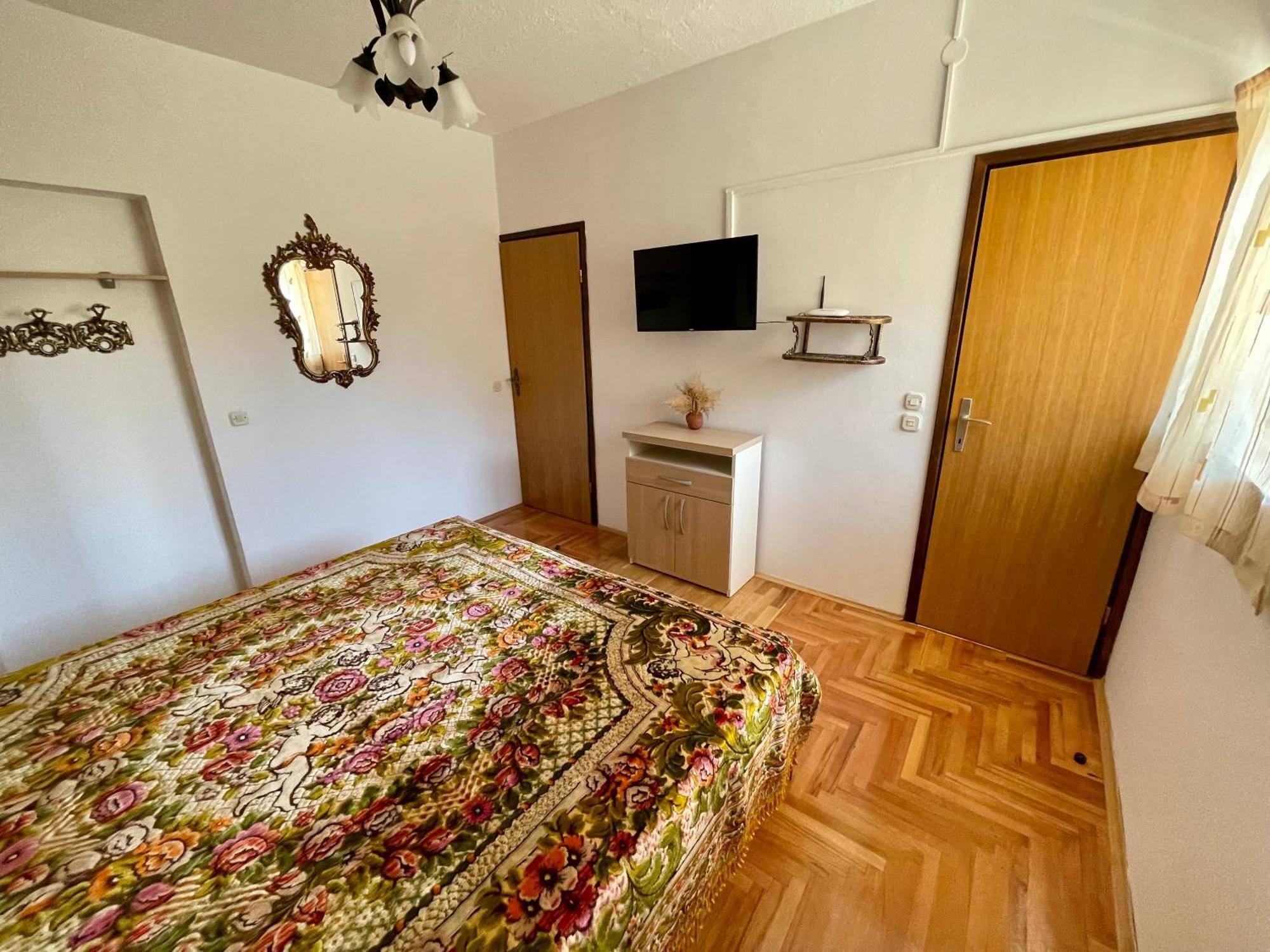 Rooms & Apartments Tepsa - Centre ฮวาร์ ห้อง รูปภาพ