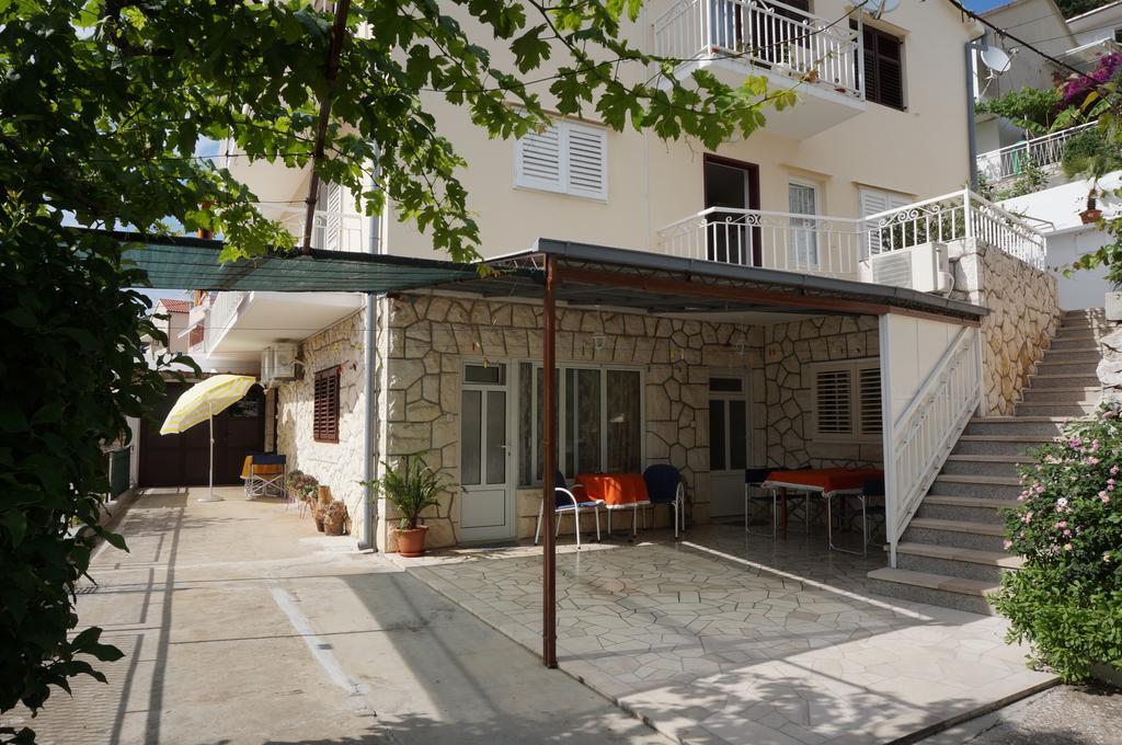 Rooms & Apartments Tepsa - Centre ฮวาร์ ภายนอก รูปภาพ